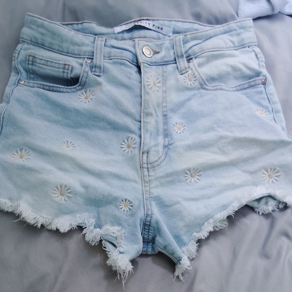 Celebrity Pink Light Wash Floral Jean Shorts